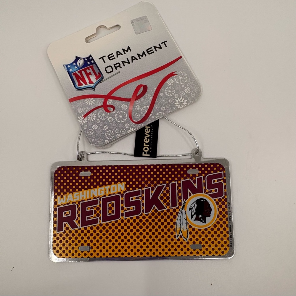 NFL Team Ornament – Washington Redskins (Forever Collectibles) – New
